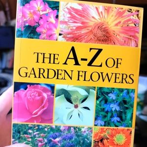 The A-Z of Garden Flowers Book (1007 pages!)